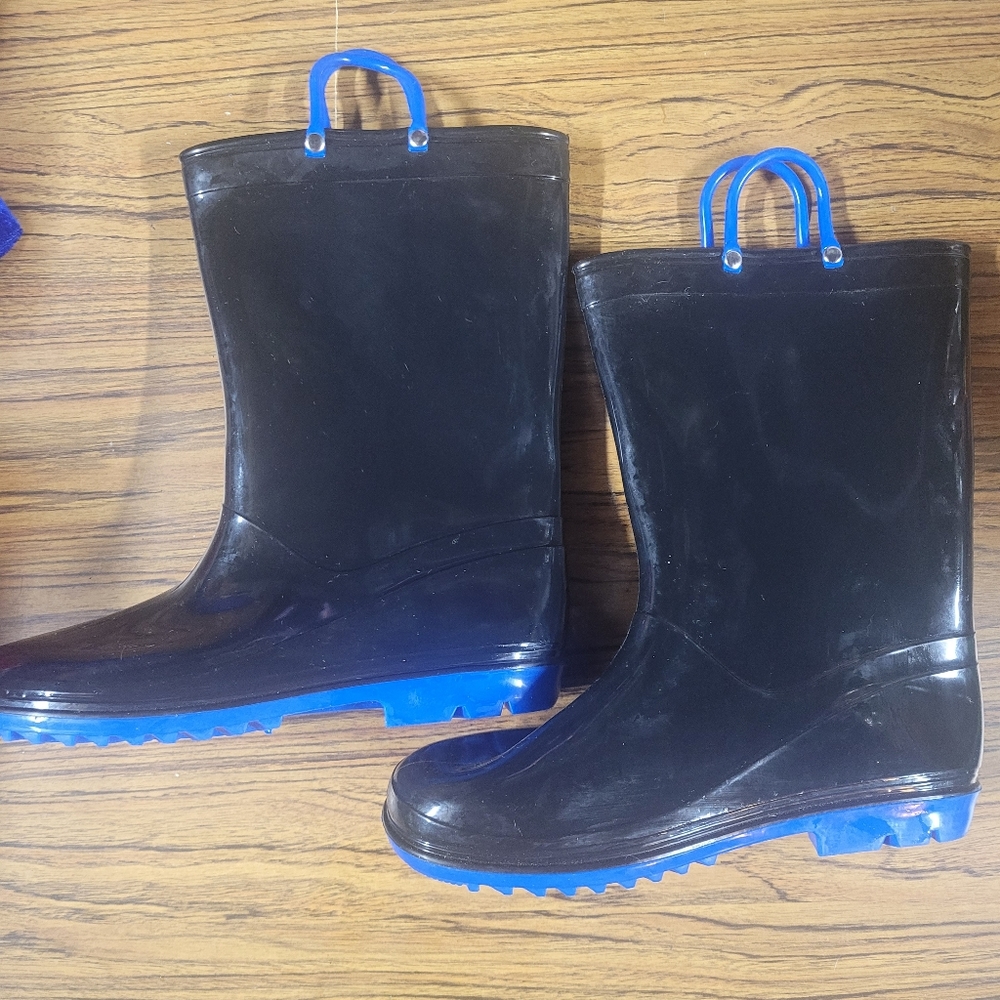 Boys rainboots